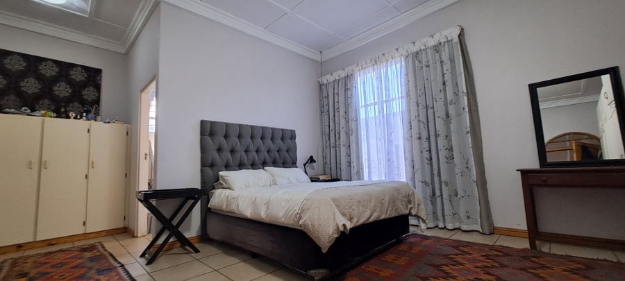 6 Bedroom Property for Sale in Eureka Free State